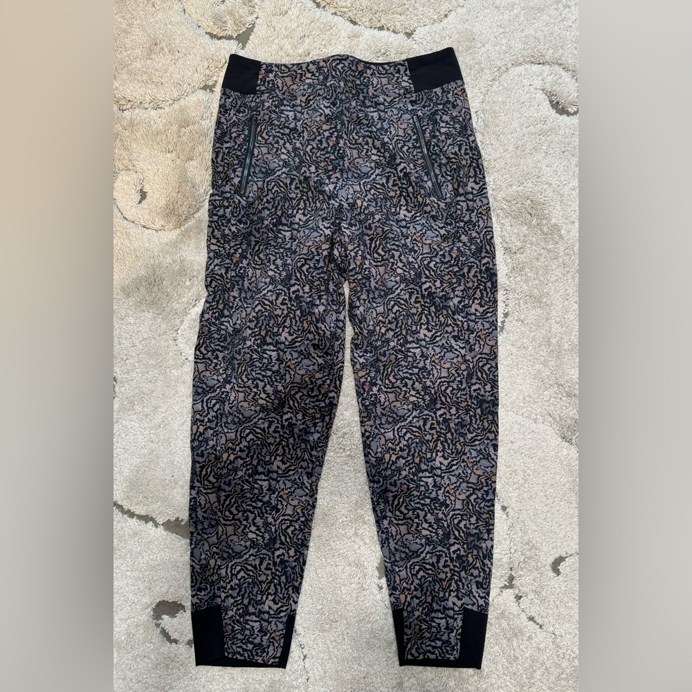 Athleta size 10 joggers Brooklyn